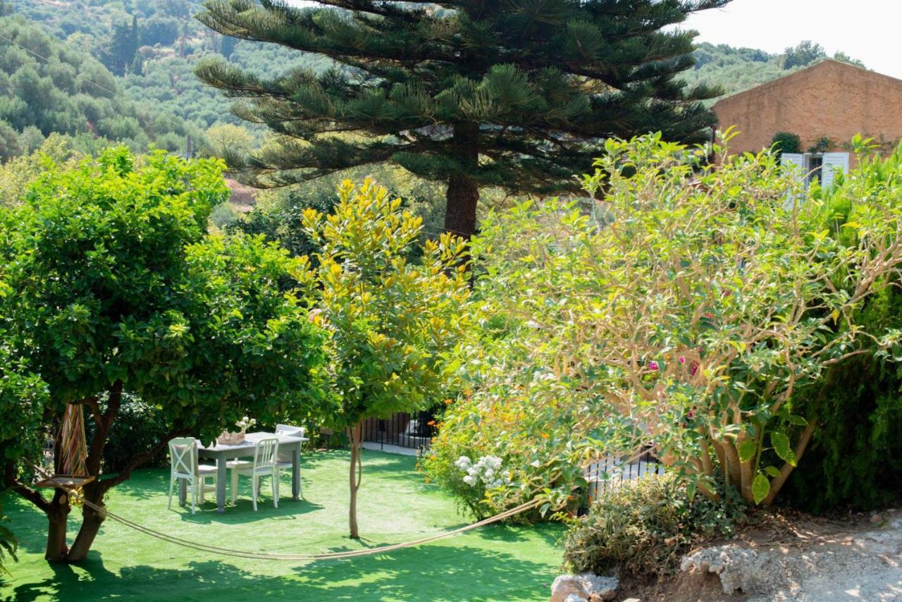 Casa Arokaria Pendarianá Exterior foto